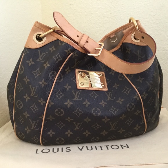 Louis Vuitton Handbags - Louis Vuitton Monogram Galliera Hobo Shoulder Bag